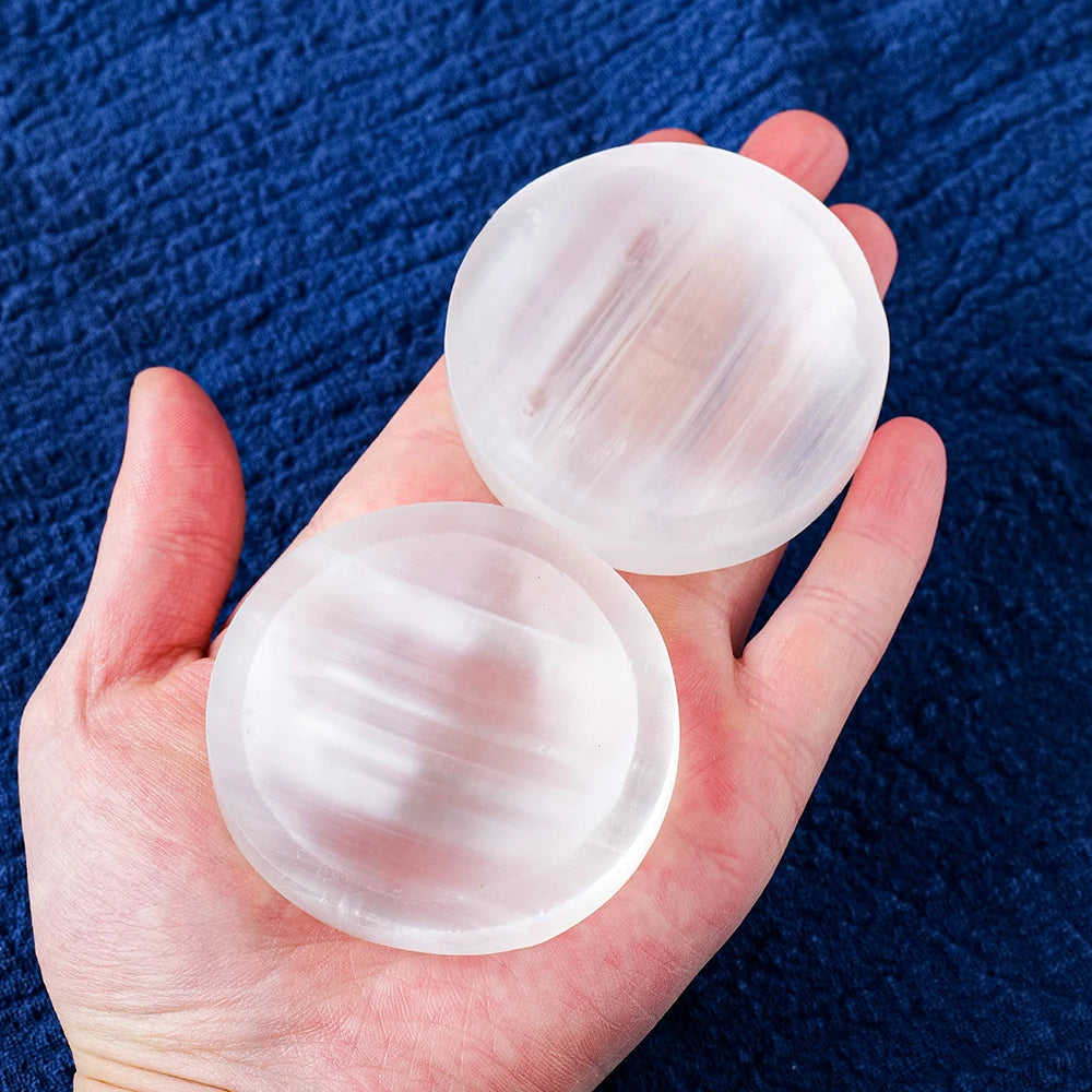 Natural Selenite Plate Round Crystal Bowl for Reiki Healing - Image 2